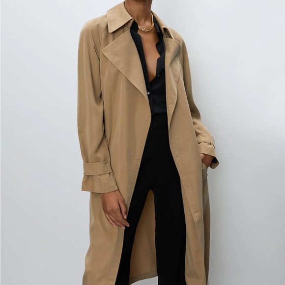 Aritzia Babaton Lawson trench coat size xs beige tan - Picture 9 of 11